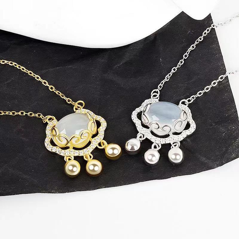 JMXD-Transshipment Safety Lock Necklace Female Premium Sense Retro Style Gentle Temperament Clavicle Chain, Birthday Valentine's Day Gift