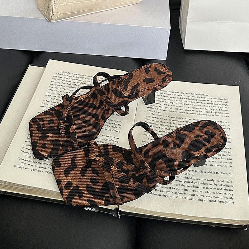 Fashion Fashion Square Toe Women Low Heel Sandals Slides Footwear Shallow Ladies Heeled Sandals Slippers Shoes Female Flip flops Pumps