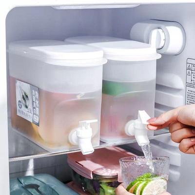 Large Capacity Cold Water Kettle with Faucet That Is High Temperature Resistant. Perfect for Making Lemonade, Ice Drinks, and Storing Fruit.