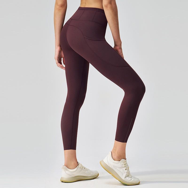 High-Waisted Seamless Yoga Leggings Women With Butt-Lifting Effect High-Compression Fitness Pants Side Pockets