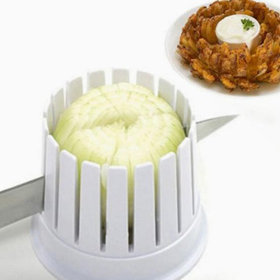 Onion Slicer Cutter with Vertical Slots Ergonomic Vegetable Chopper for Cabbage Carrots Food-Grade Plastic Essential Kitchen Tool for Salads