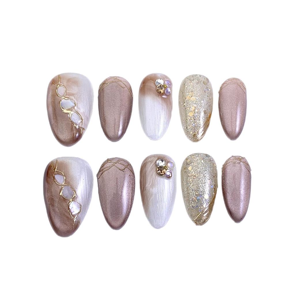 Almond Cat Eye Glitter Nails: Detachable, Wearable, Smudge-Proof False Nails with Whitening Finish