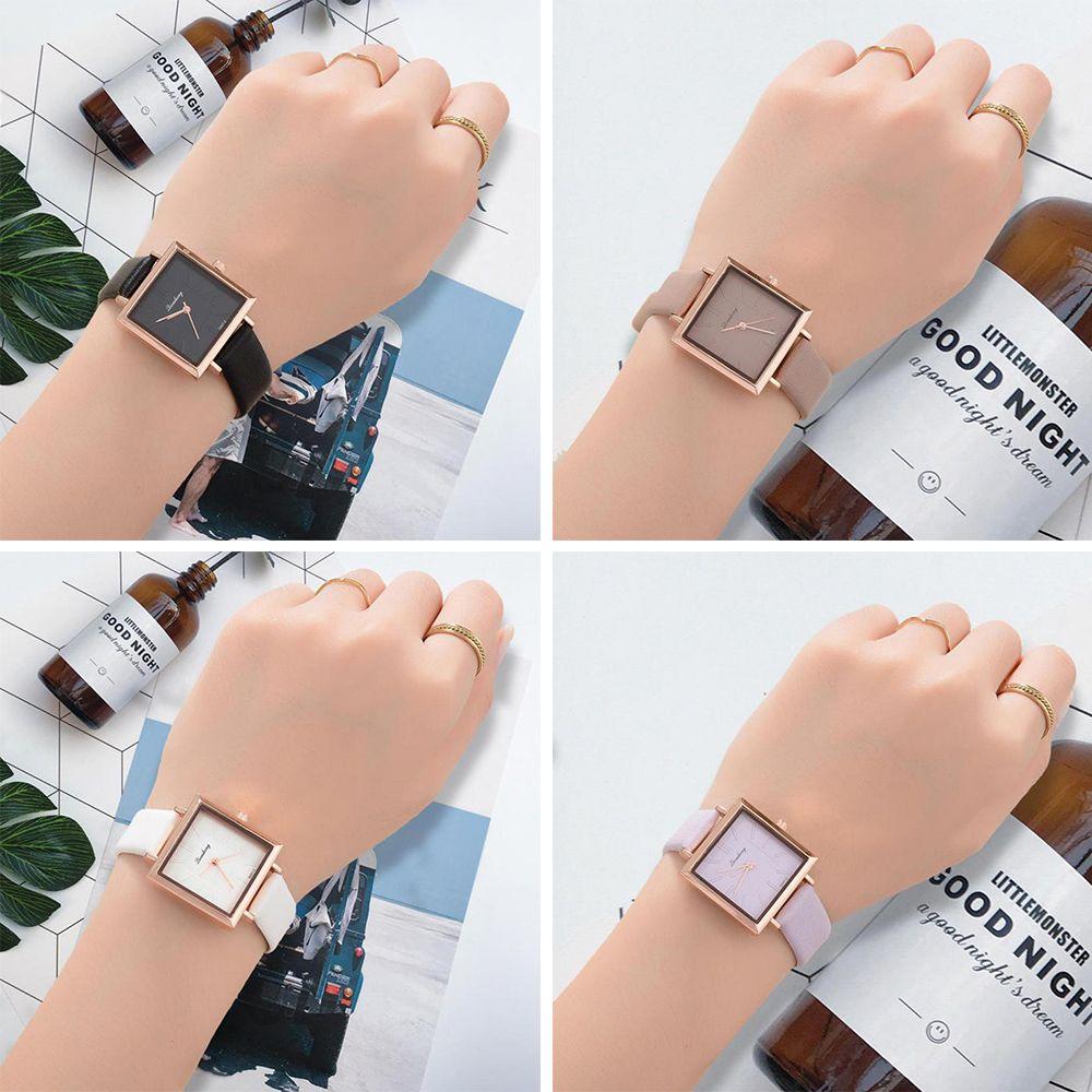 New Leather Belt Watches Fashionable Quartz WristWatch Quartz Watch Women Watch Casual Exquisite