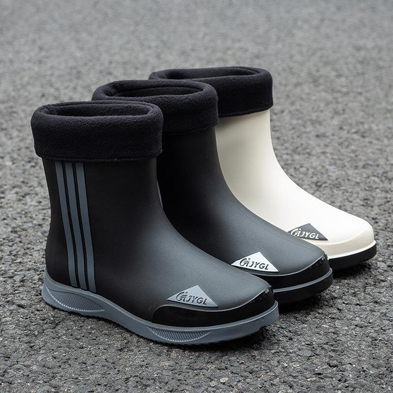 New medium tube waterproof shoes men's fashion bundle rain shoes velvet outer wear non-slip work wear-resistant rain boots rubber shoes
