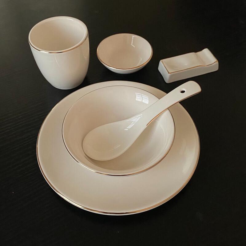 Exquisite New Chinese Ceramic Gold Rim 6-Piece Tableware Set