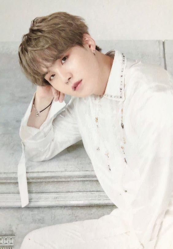 Illusion Bracelet (worn by BTS's SUGA) (Size M (approx. 18.5cm))