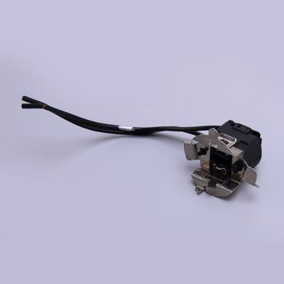 Accesorios para la electrónica del coche – Cables, adaptadores y enchufes