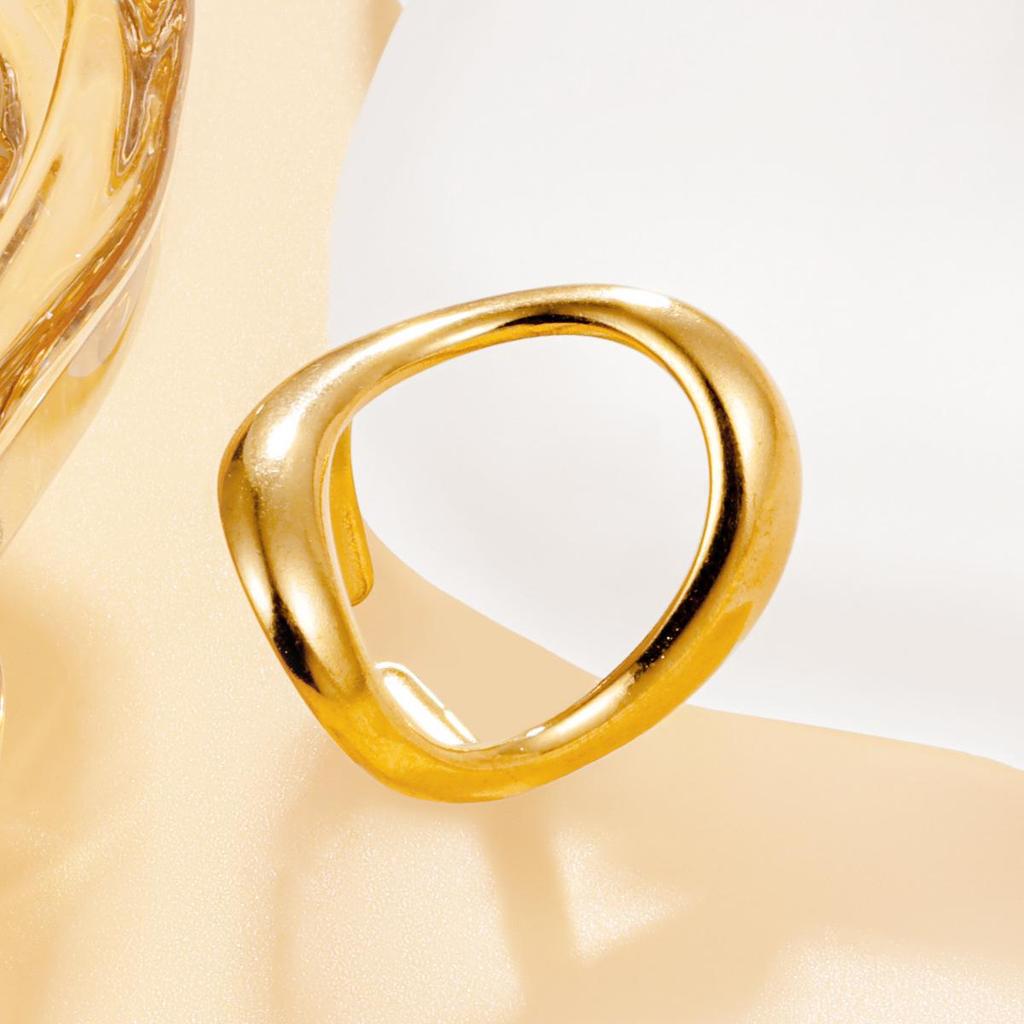 European-American Simple Hollow Geometric Adjustable Ring, Stainless Steel with Vacuum-Plated 18K Gold Finish.