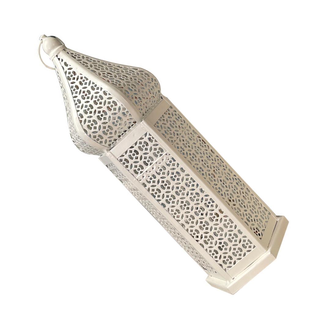 Lampada a Vento a LED Decorativa Stile Marocchino Lanterna a LED in Ferro con Motivo Traforato per Decorazione Romantica della Stanza
