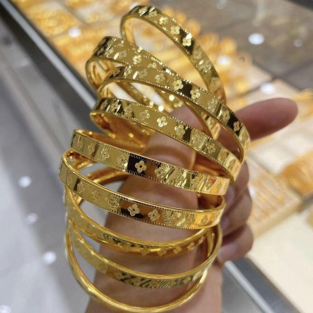 Vietnamese Gold Lucky Clover Bracelet: Stylish Women's Fashion, Copper Gold-Plated Jewelry