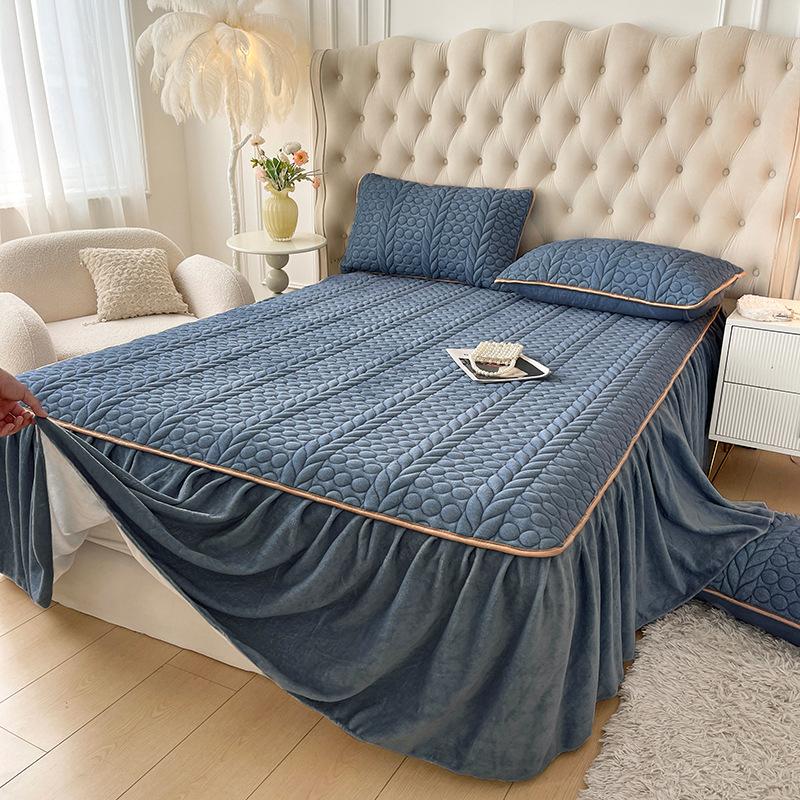 3-teiliges Luxus-Bettwäsche-Set, gesteppter Bettrand mit 2 Kissenbezügen, dicker warmer rutschfester Matratzenschoner, einfarbiges Bettlaken und Bettbezug