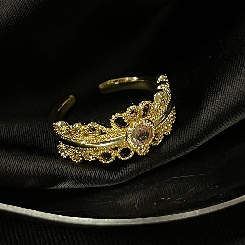 Carved Gold Series Retro Court Style Medieval High-End French Open Ring Niche Design Light Luxury Ring Female Tide Adjustable opening