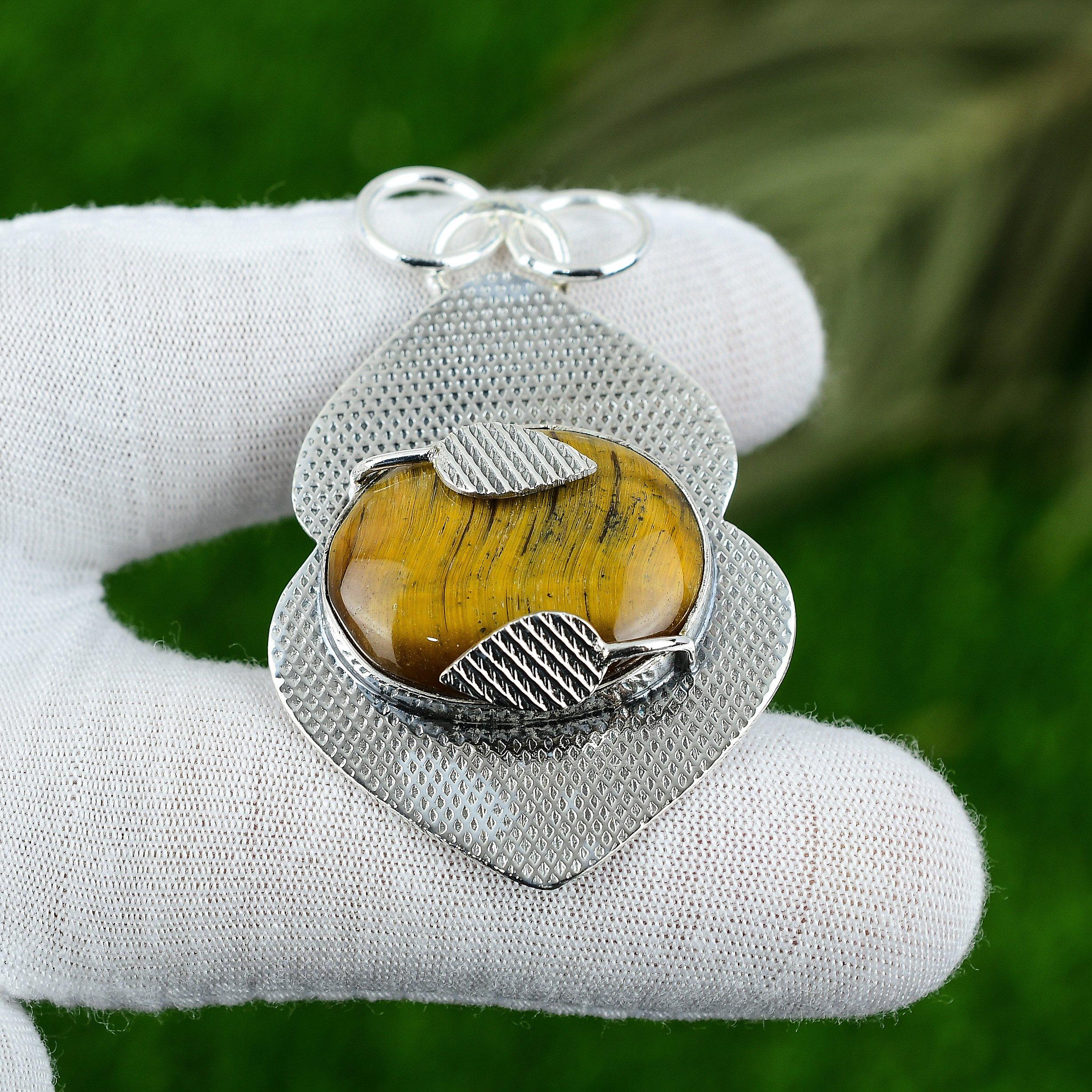 

Natural Tiger Eye Gemstone Indian Jewelry 925 Sterling Silver Pendant For Women