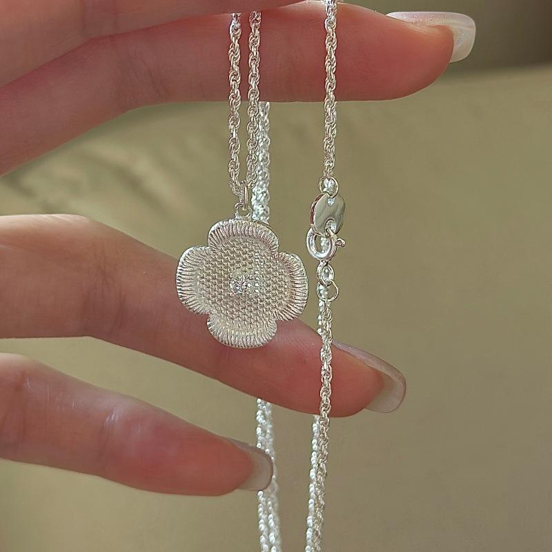 S925 Sterling Silver Niche Design Sense Retro Flower Fashion Collarbone Chain Korean Style Simple Retro Necklace Batch 925 silver