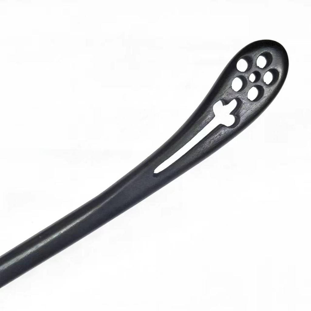 Black Sandalwood Openwork Hairpin – Wooden Chinese-Style Hair Accessory