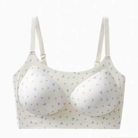

Traceless French floral heart high value new gathering full fixed cup soft support bra cover s= 34-42.5kg