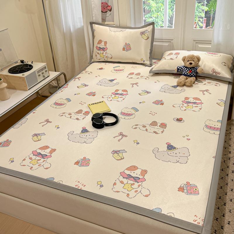 

Carbon Light Pet Series Ice Silk Cooling Mat for Home & Dorm - Fresh Summer Comfort
