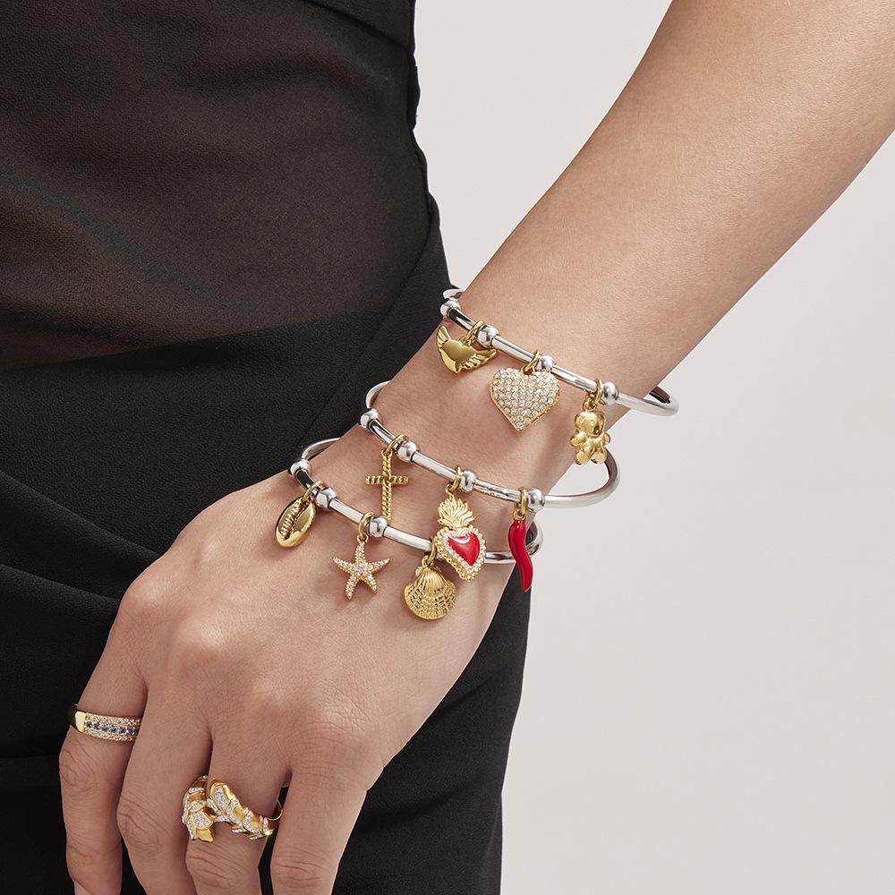 Qiong Yao Geometric Open Cuff & Enamel Heart Bracelet Set - Vacation Style