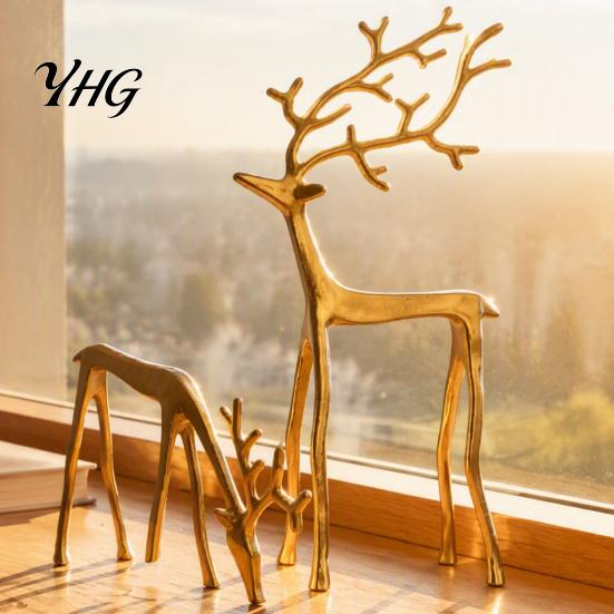 Bedroom Decorative Accents Christmas Reindeer Statue, Small Deer Sculpture Figurine, Modern Elegant Statues Holiday Decor for Tabletop, Mantel, Living