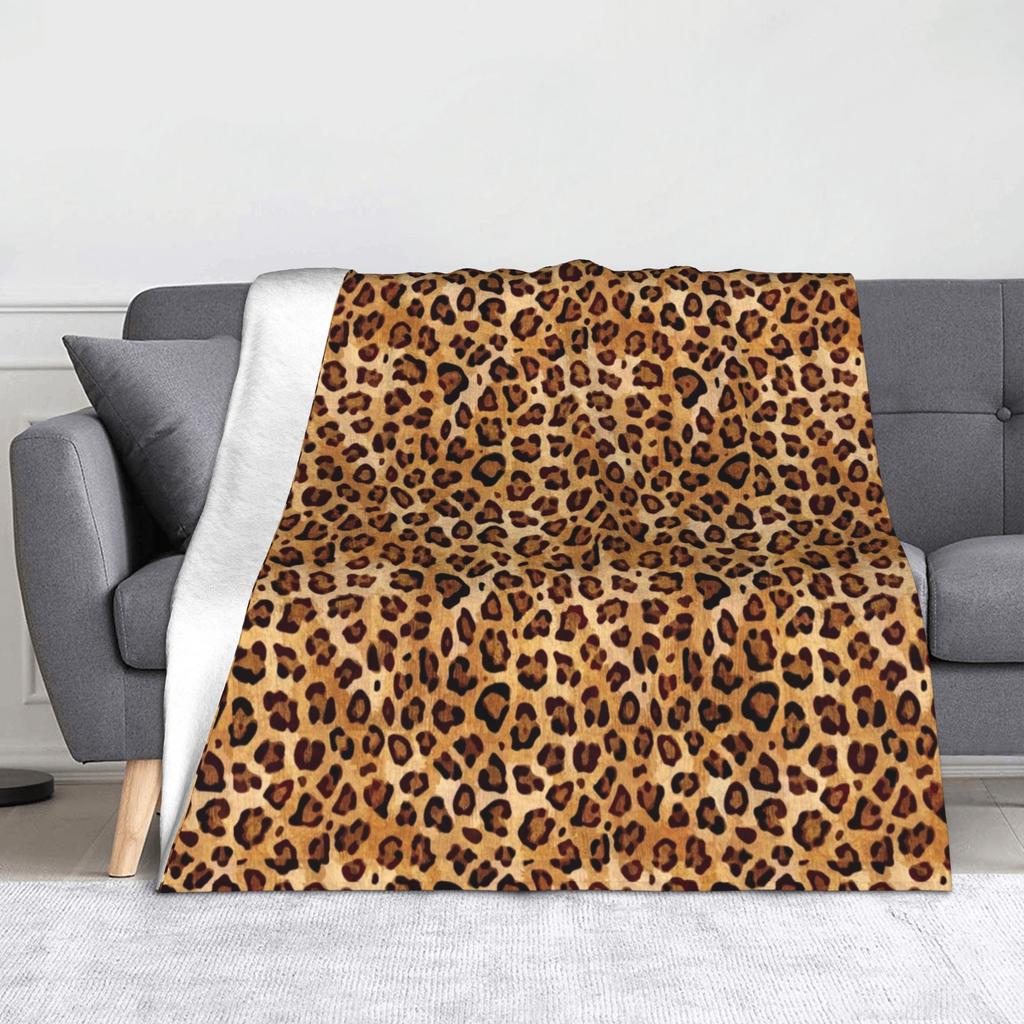 Black and White Snow Leopard Pattern Blanket Fleece Autumn Multi-function  Soft Throw Blankets for Sofa Couch Bedding Throws