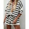 Completo a 2 pezzi in maglia a righe da donna, casual, con polo a maniche corte e set di pantaloncini