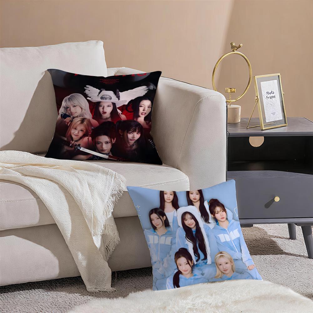 Stilvolle Kpop Girlgroup BBabymonster Kissenbezug Kissenhülle Kurzer Plüsch Verdeckter Reißverschluss Zimmer Sofa Kissenbezug