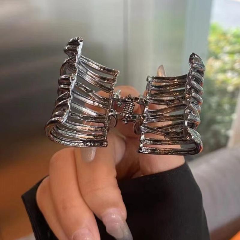 Fashion High Ponytail Clip Metal Hollow Geometric Hair Claw Solid Irregular Long Hair Hairpin Women Hair Accessory Headwear Gift