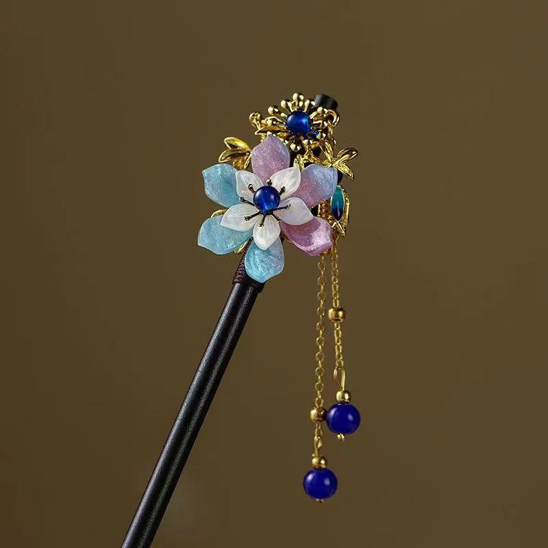 Light Luxury Ancient Style Hairpin Vintage Elegant Chinese Hair Stick For Women Handmade Exquisite Flower Tassel Hairpins