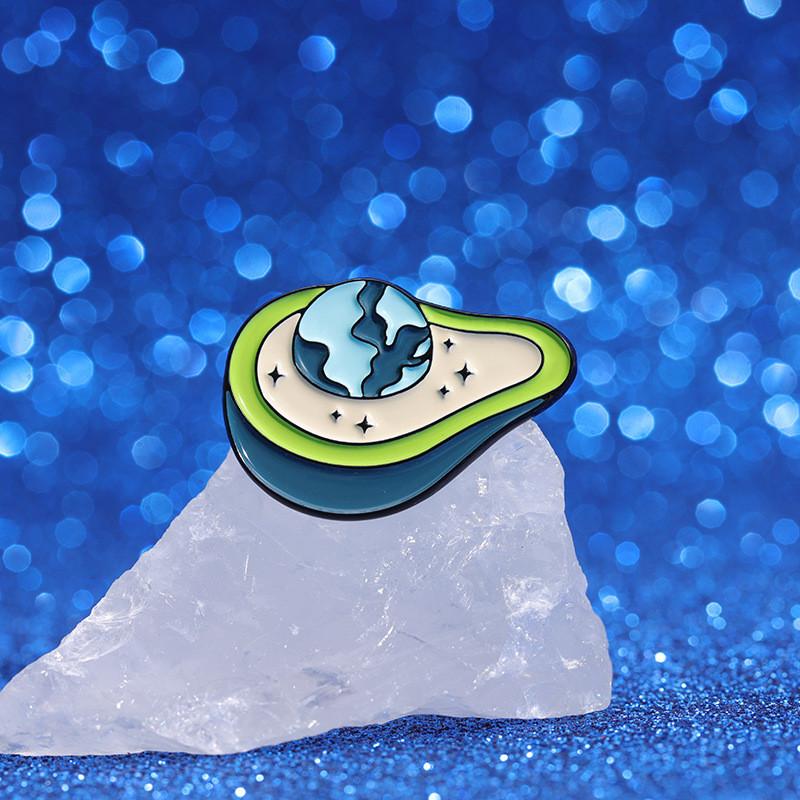 Adorable Cartoon Avocado Series Green Badge Cute Cat Astronaut Heart Shaped Metal Brooch