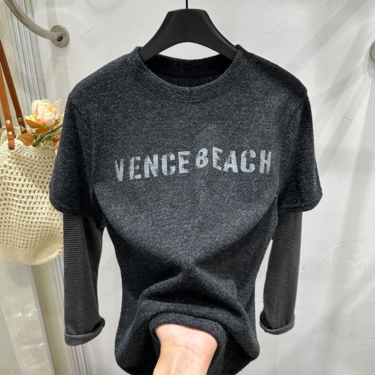 

Женский свитшот с буквенным принтом, пэчворком, рукавами в полоску и эффектом двухслойности, Осень/Зима 2024 2XL (65-75 kg) темно-серого