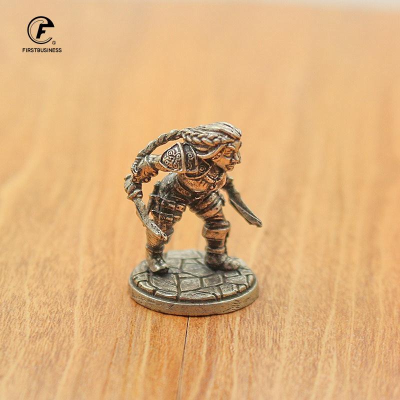 Vintage White Brass Miniature Dwarf Warrior Statue Desktop Board Game Warrior Model Toy Boys Desk Decorative Ornament Craft Gift