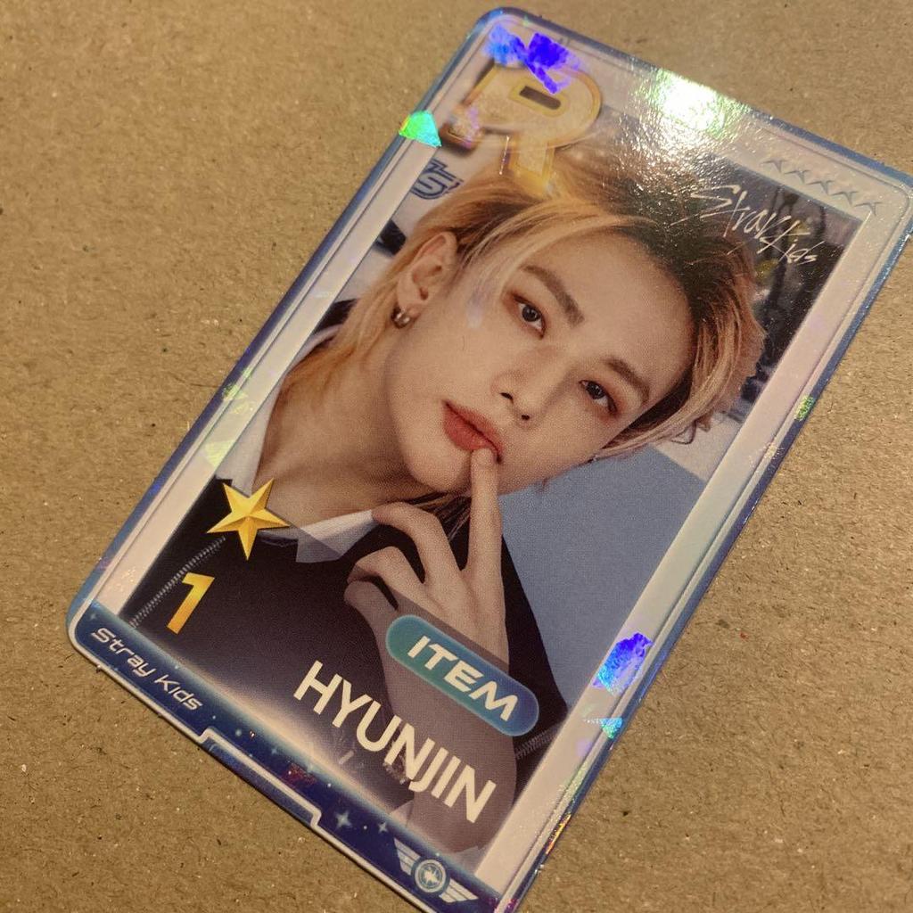 [USED] Stray Kids Superstar Hyunjin Trading Card
