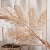 Decoração de casa – Flores e coroas artificiais