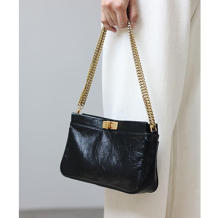

Retro Chain Minimalist Design Shoulder Bag Women Buckle Texture Leather Square Handbag Ladies Black Casual Commute Crossbody Bag 15x24x7cm чёрный