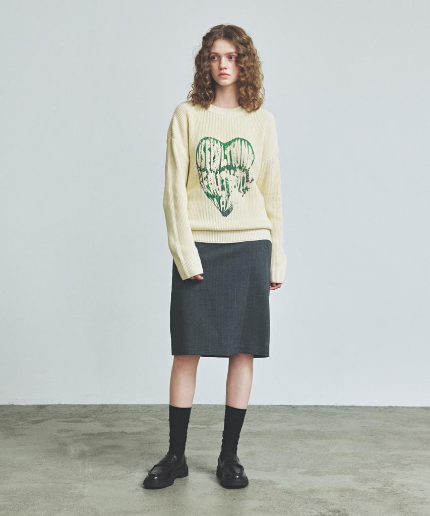 KNITTED Vintage Heart Round Knit Oatmeal