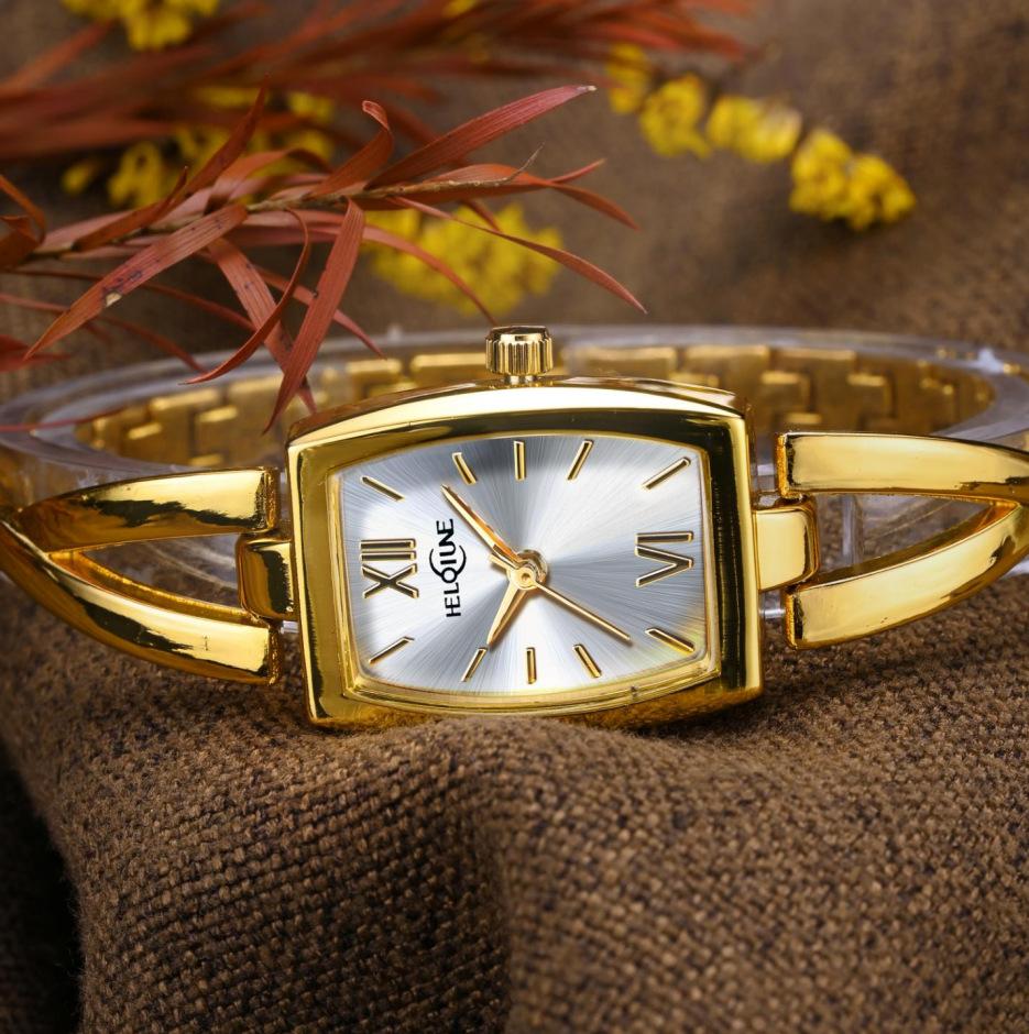 Heloiune Gold Square Women'S Watch Women'S Watch Casual Versatile Women'S Watch Bracelet Quartz Watch Women'S Watch