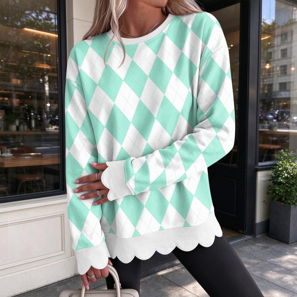 Women's Crewneck Sweatshirt with Scalloped Wavy Hem and Print for Casual Everyday Wear