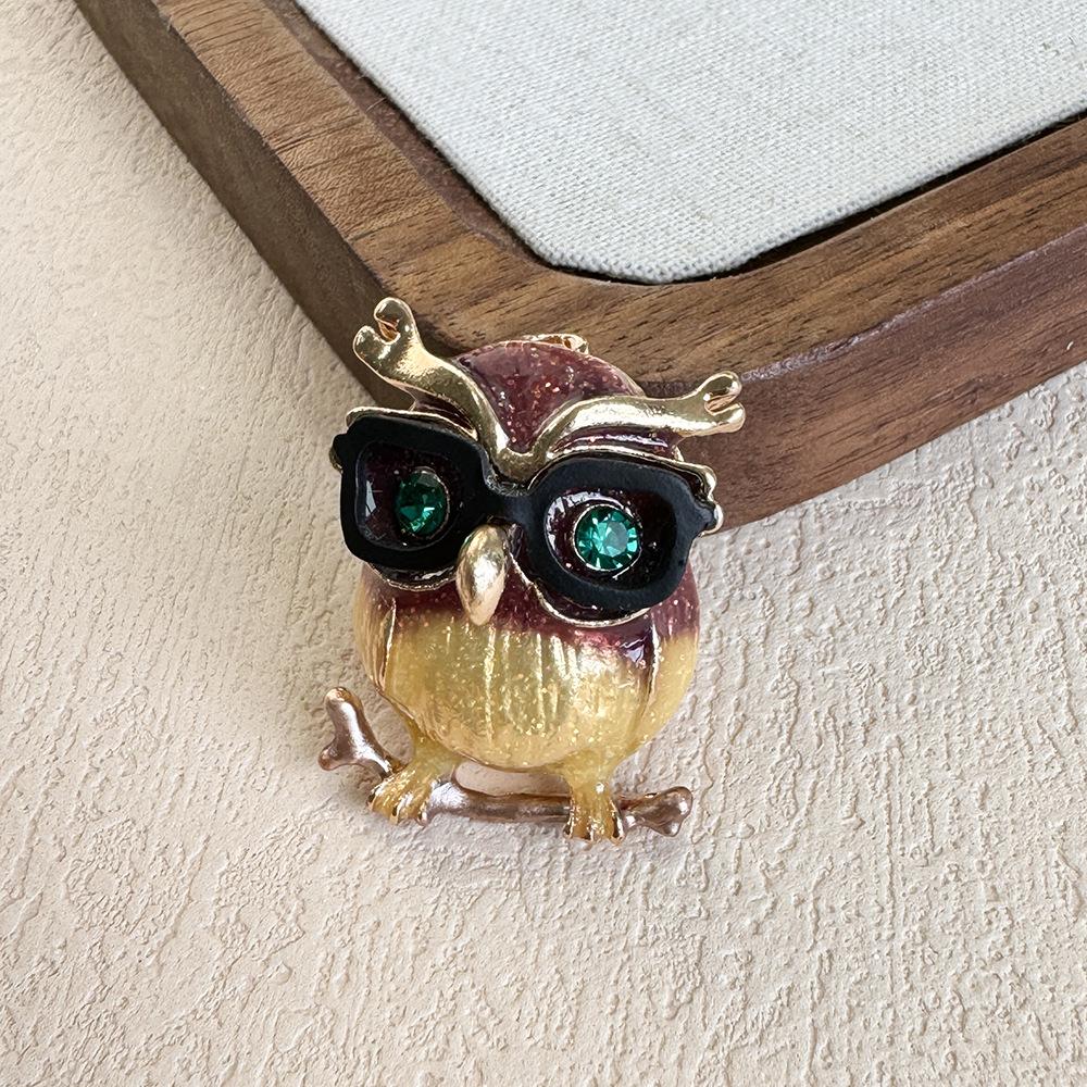 Japanese and Korean Cartoon Owl Brooch, High-end Female Niche Design, Cute Brooch