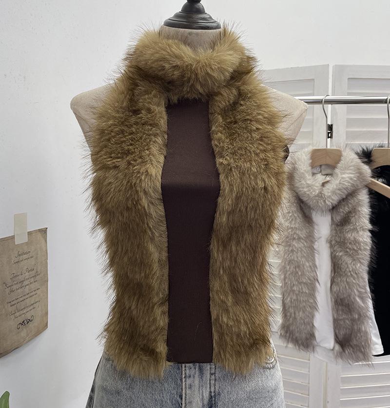 

Fur Patchwork Halter Camisole - Color Block Sleeveless Slim Vest Top One Size