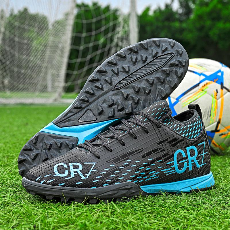 Pro Latest Male Football Footwear Universal Airy Athletic Studs Soccer Kicks Super Anti-Skid Light Outside Soccer Footwear