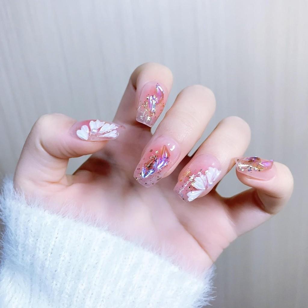 Trendy Handmade Ombre Ice Clear Short Stiletto Nails For Women