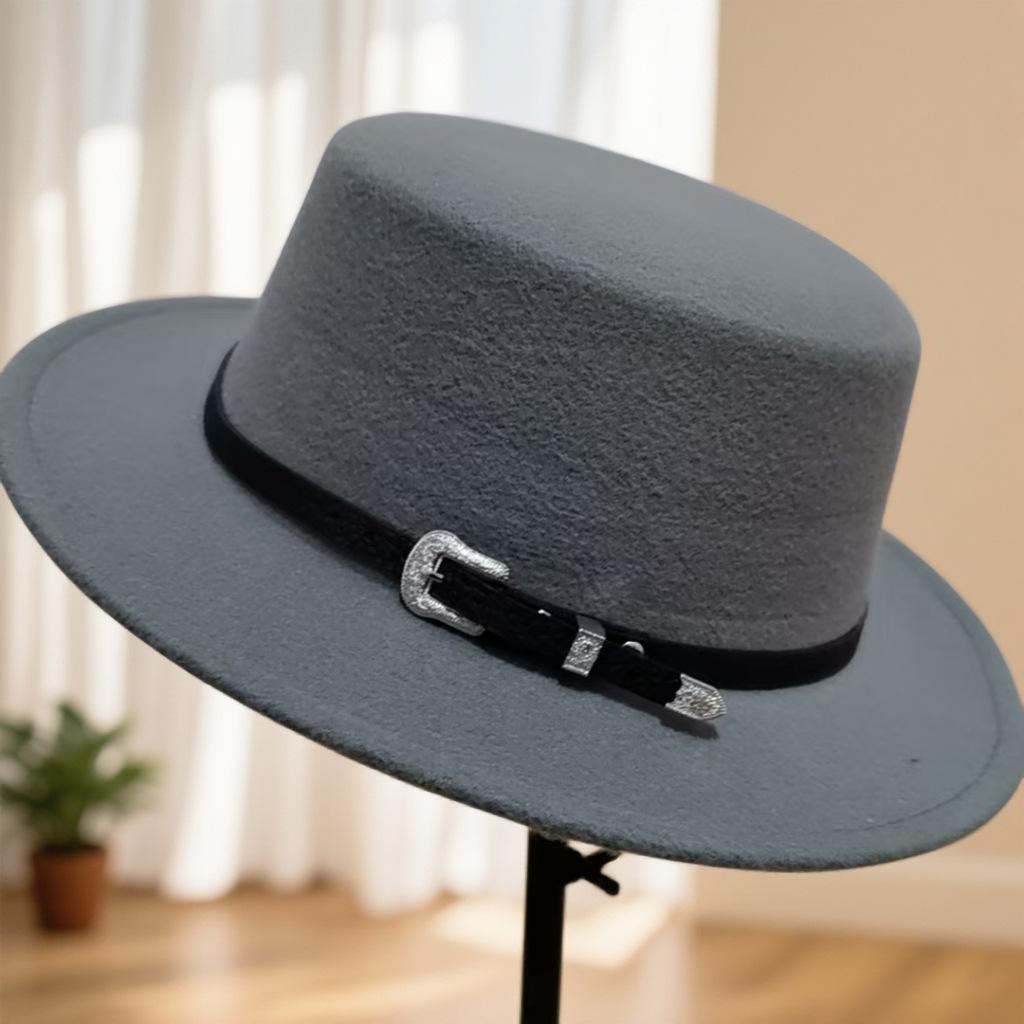 European and American woolen belt buckle flat top top top hat children autumn and winter British fashion street concave jazz hat men's self-operated