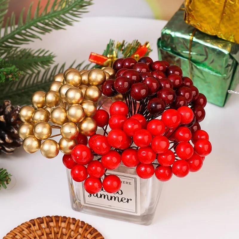 Wholesale Artificial Berry Flowers Mini Red Fake Cherry Stamen for Xmas Tree Ornaments Christmas New Year Party Home Decoration