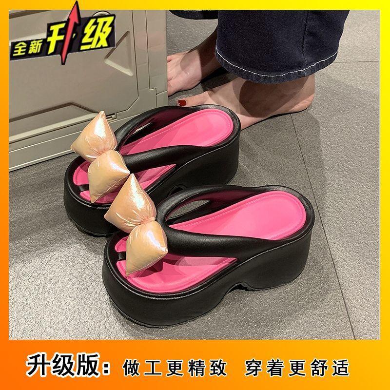 Fashion Flip-flops Women's Summer Outer Wear 2025 New Internet Celebrity Super Fire Thick Bottom Heightening Pinch Foot Beach Cool Slippers