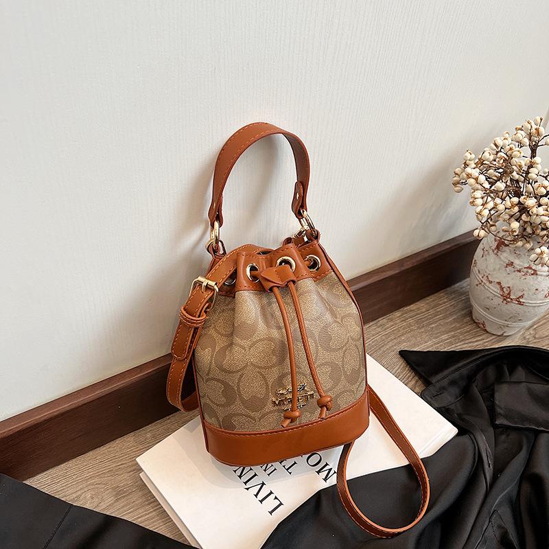 Autumn and Winter New Fashi European and American Bucket BagHandbagSingle-Shoulder Crossbody Women's Bucket Bag