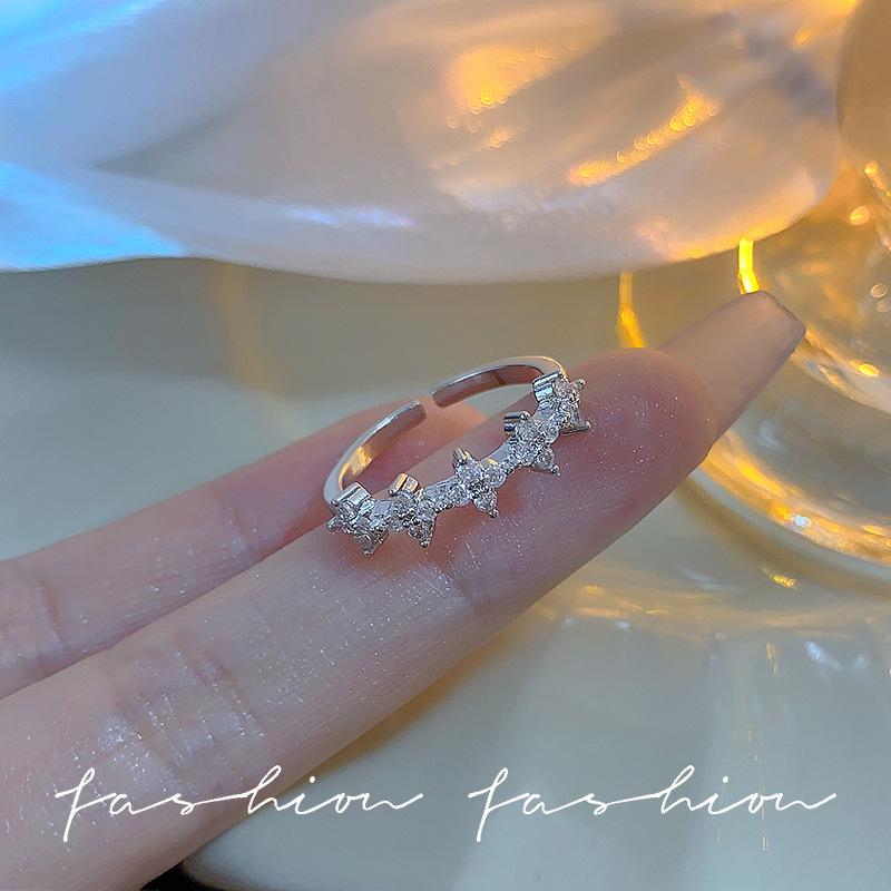 Elegant Butterfly Zircon Silver Ring: Women's High-End Luxury Style Jewelry