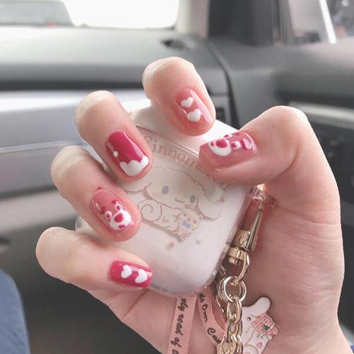 

HOLYG Lovely Heart Bear Stick-on Nail Tips [24tips]