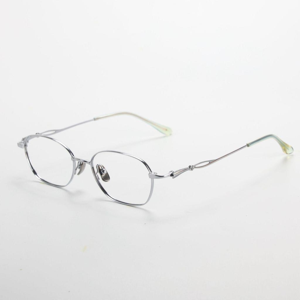 Unisex M6717S Titanium & Acetate Retro Eyeglass Frame – Prescription-friendly for Nearsightedness