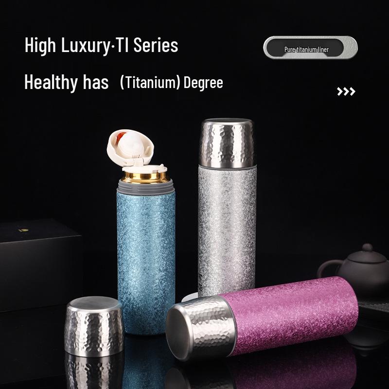 Titanium-Plated Large Capacity Teapot with Smart Temperature Display and Handle, Ideal for Stewing and Heat-Preserving.