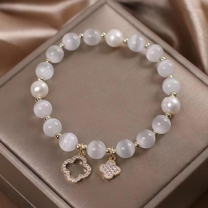 2025 Four-Leaf Clover Cat's Eye Stone and Pearl Beaded Bracelet